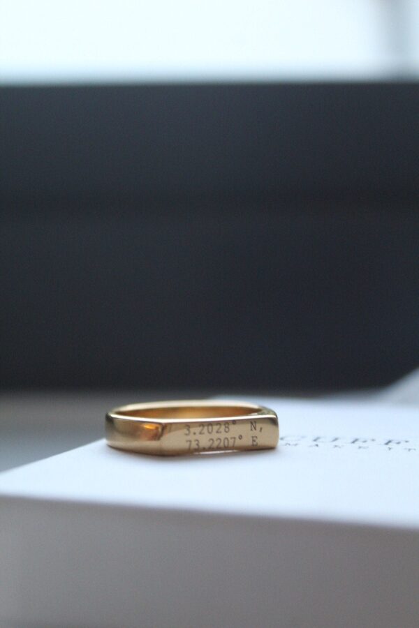 Personalised Mens Gold Signet Ring